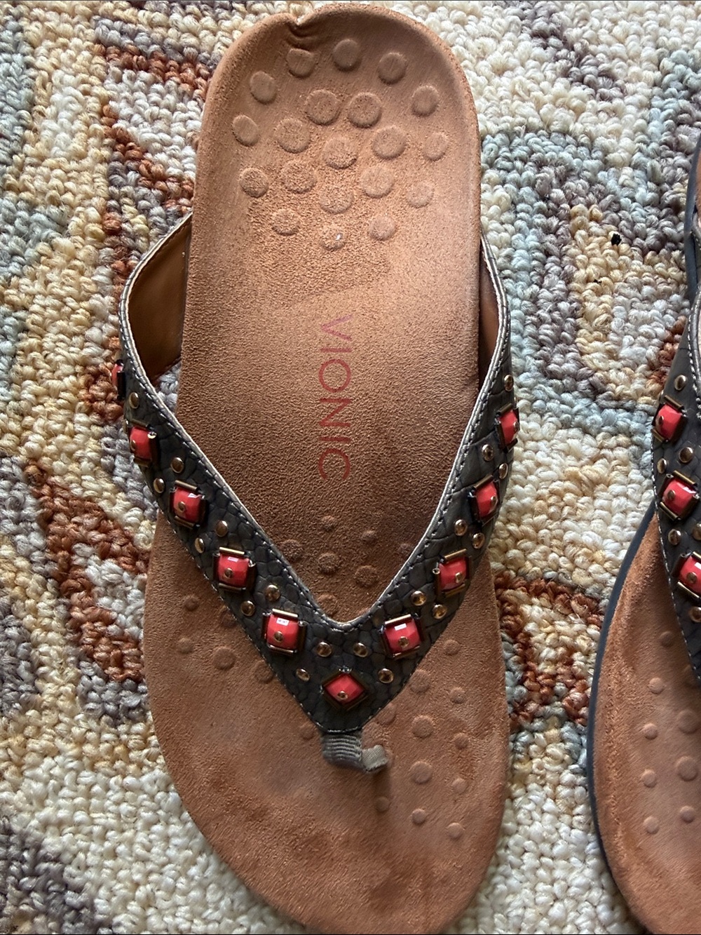 Vionic Floriana Brown Orthotic-Style Sandal Thongs with Bead Accents - Picture 2 of 9